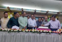 চট্টগ্রামে বর্ণাঢ্য আয়োজনে ২৪ বছরে পদার্পণ করলো দৈনিক ভোরের দর্পণ